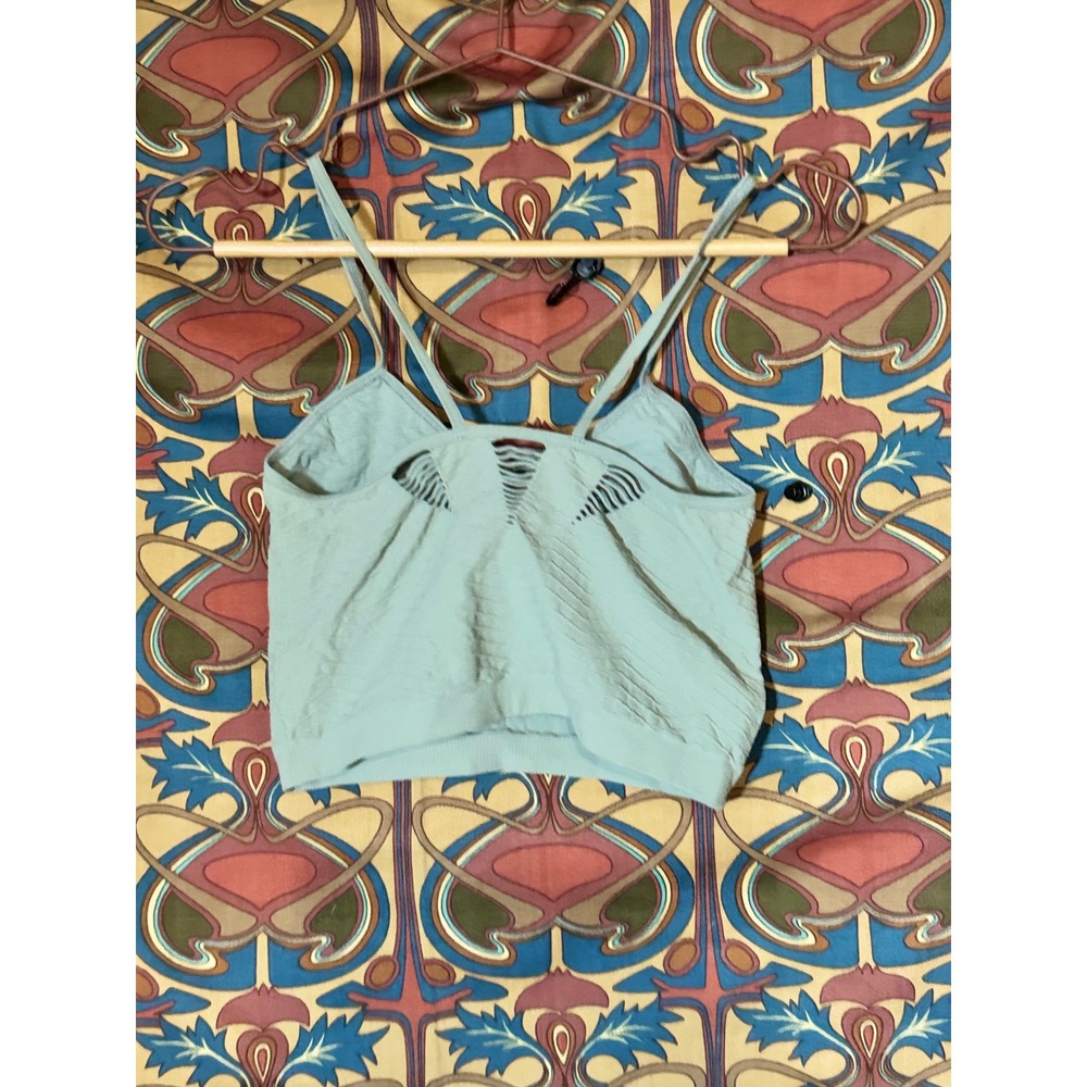 BKE‎ Sage Green Seamless Ribbed Cropped Cami Top with Cut Out Detail - XS/S - Picture 3 of 3